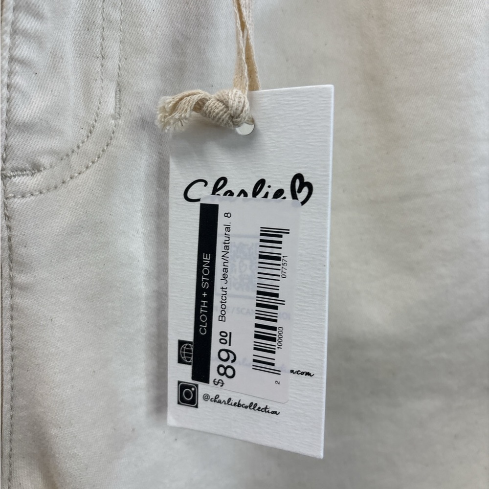 #381 NWT Charlie B Collection Bootcut Stretch Twill Pants Natural Size 8 - Picture 9 of 12